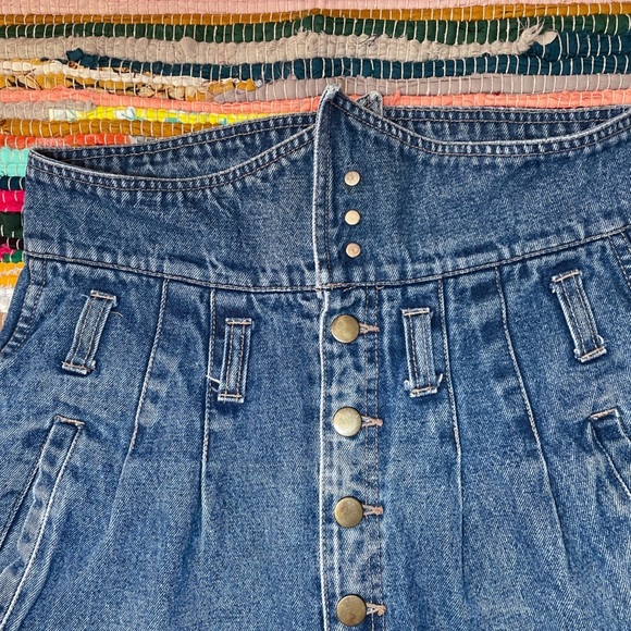Vintage 80s Fragile Fold Over High Waist Mom Jeans | Tapered Denim Sz 11 - Picture 10 of 12